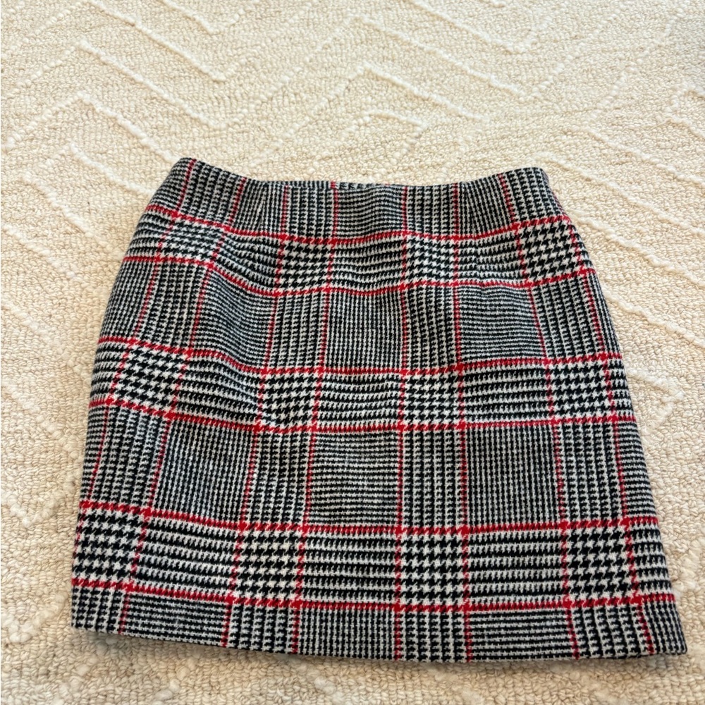 Forever 21 Black and Red Plaid Pencil Skirt